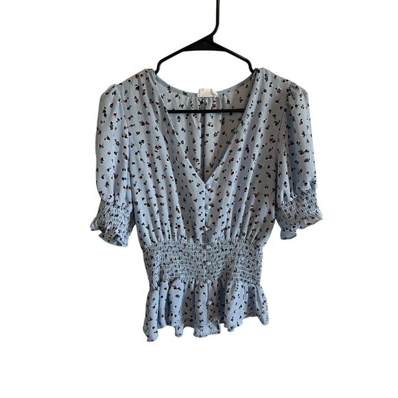 Sienna Sky Women's Medium Blue Floral Short Sleeve V-Neck Peplum Shaping Blouse - Picture 2 of 9